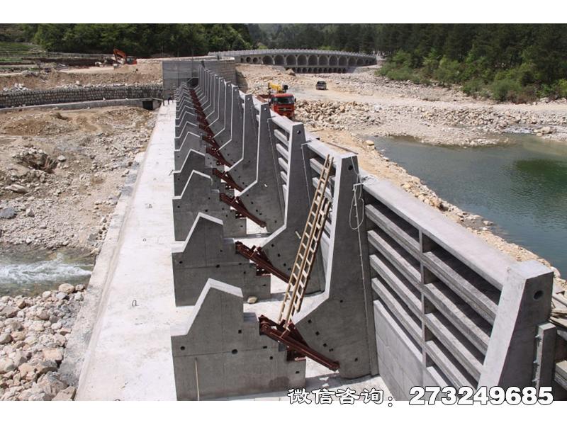 霞山铸铁拦水坝闸门