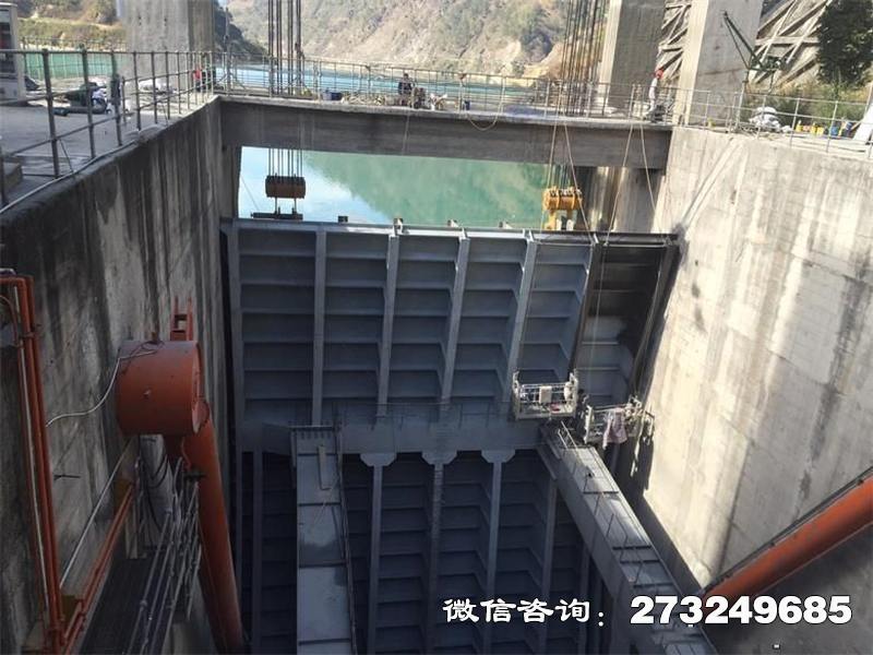留坝县防锈刷漆大坝闸门
